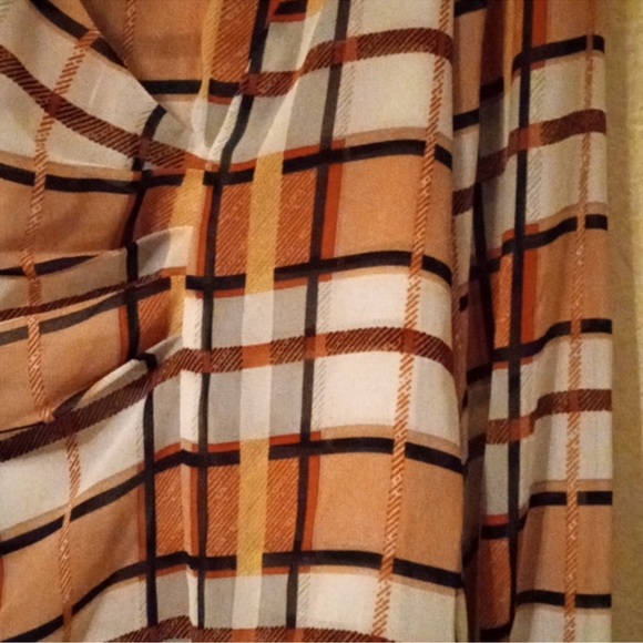 Cabi Whilst #6295 plaid Puff Sleeve blouse Size M - Picture 3 of 5